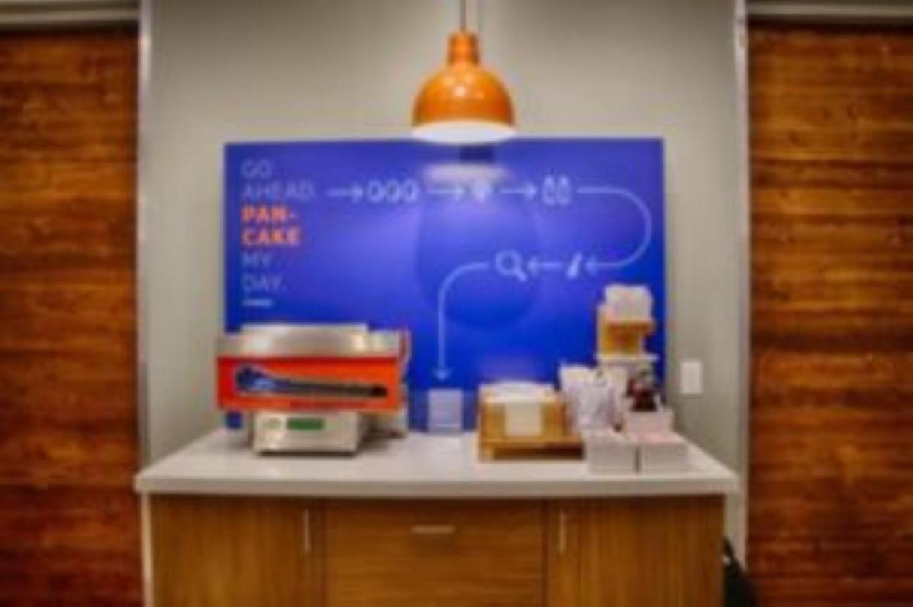 Hotel Express - Minneapolis West - By Ihg Plymouth
