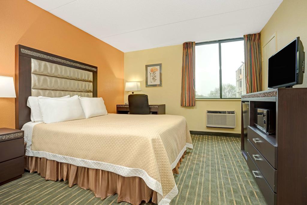 Hotel Express - Minneapolis West - By Ihg