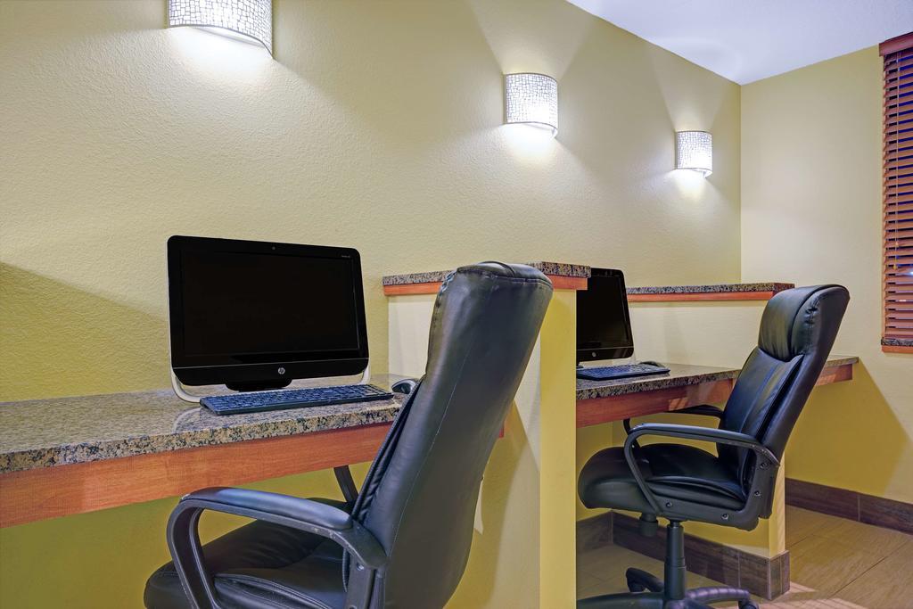 Express - Minneapolis West - By Ihg