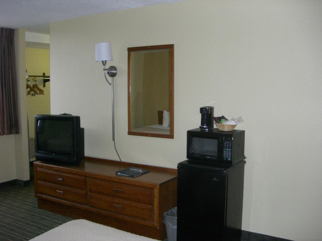 Express - Minneapolis West - By Ihg
